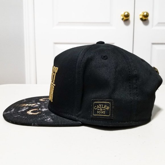 HOST PICK❗️ Cayler & Sons Snapback Hat - NWOT - Picture 3 of 8